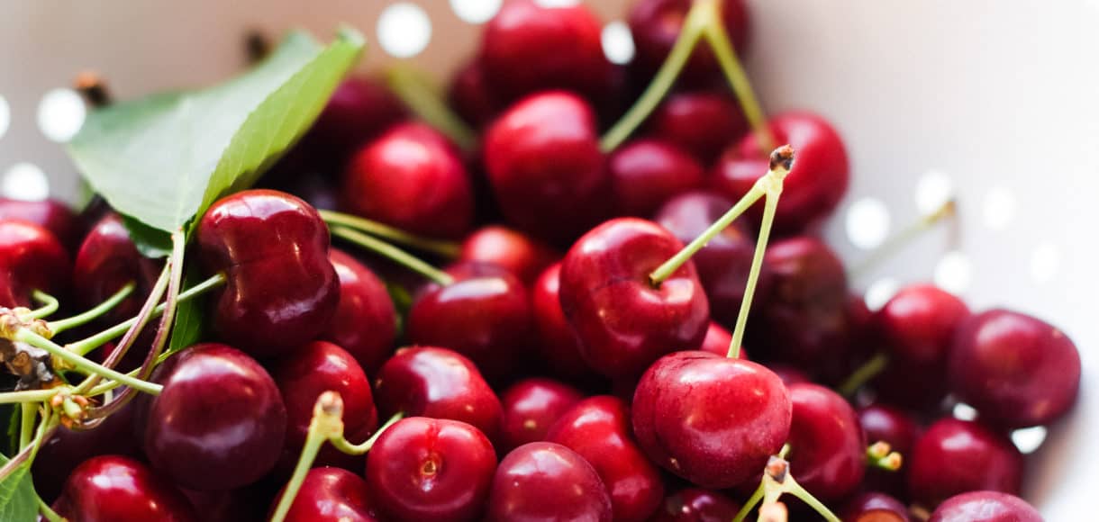 Each week I share Five Little Things I love. The week of May 19 2017, I loved cherries, new kittens and more!